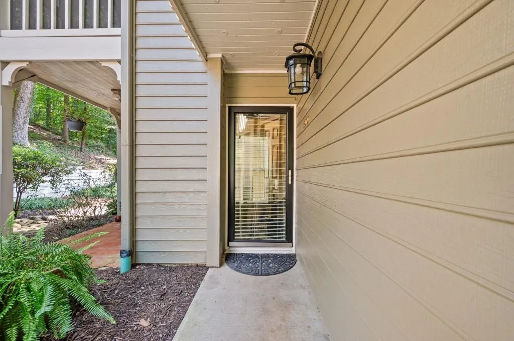 500 Bainbridge Drive, Sandy Springs, Georgia 30327, 2 Bedrooms Bedrooms, ,2 BathroomsBathrooms,Residential,For Sale,500 Bainbridge Drive,7635118