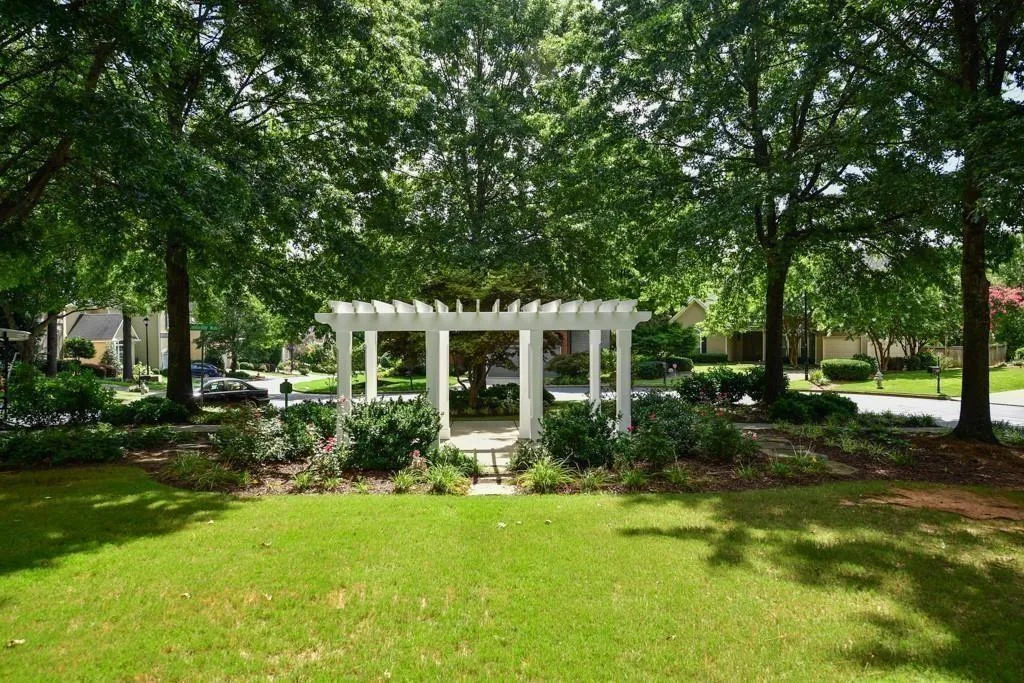 905 Lancaster Way, Atlanta, Georgia 30328, 3 Bedrooms Bedrooms, ,2 BathroomsBathrooms,Residential,For Sale,905 Lancaster Way,7640539