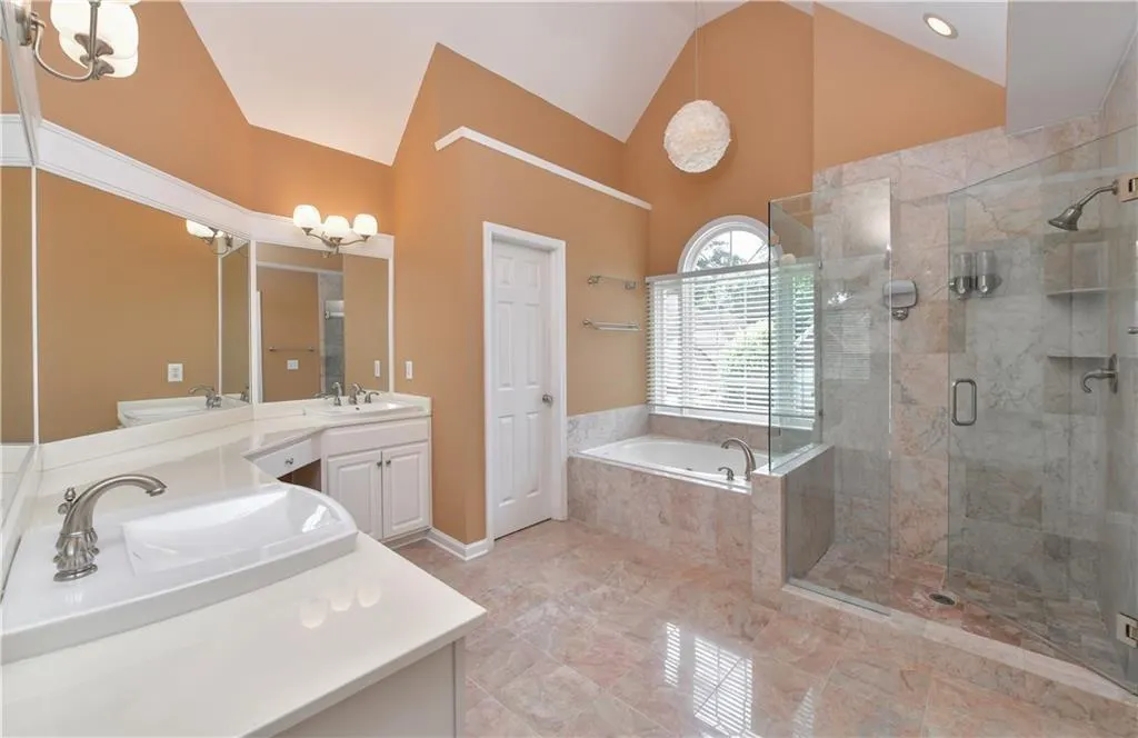 905 Lancaster Way, Atlanta, Georgia 30328, 3 Bedrooms Bedrooms, ,2 BathroomsBathrooms,Residential,For Sale,905 Lancaster Way,7640539