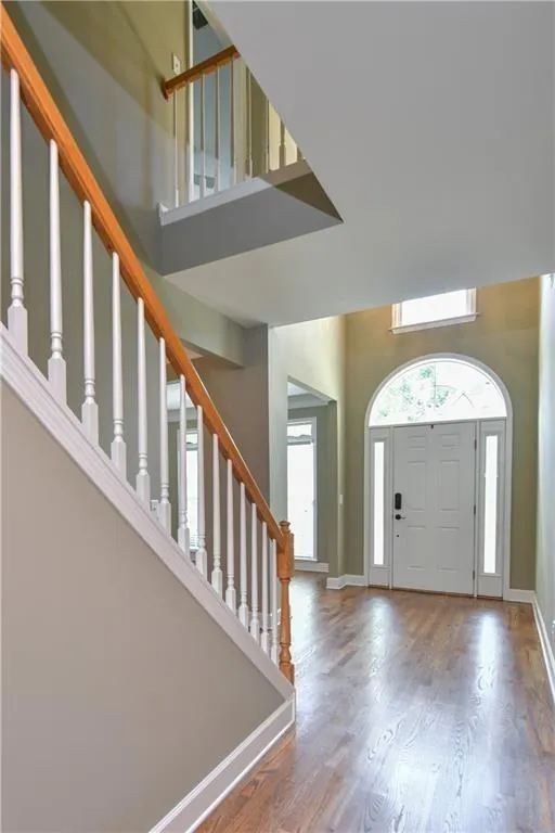 905 Lancaster Way, Atlanta, Georgia 30328, 3 Bedrooms Bedrooms, ,2 BathroomsBathrooms,Residential,For Sale,905 Lancaster Way,7640539