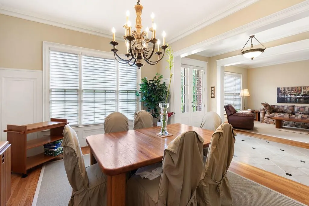 765 Glengate Place, Sandy Springs, Georgia 30328, 5 Bedrooms Bedrooms, ,5 BathroomsBathrooms,Residential,Sold,765 Glengate Place,6592827