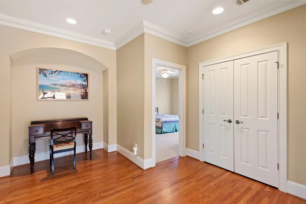 765 Glengate Place, Sandy Springs, Georgia 30328, 5 Bedrooms Bedrooms, ,5 BathroomsBathrooms,Residential,Sold,765 Glengate Place,6592827