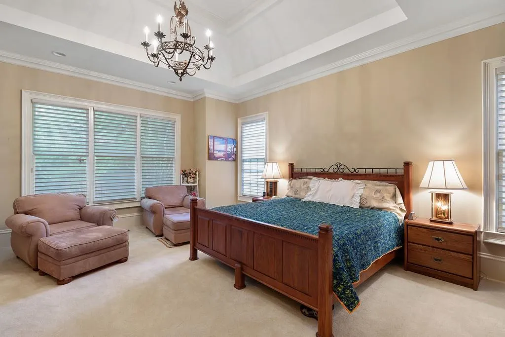 765 Glengate Place, Sandy Springs, Georgia 30328, 5 Bedrooms Bedrooms, ,5 BathroomsBathrooms,Residential,Sold,765 Glengate Place,6592827