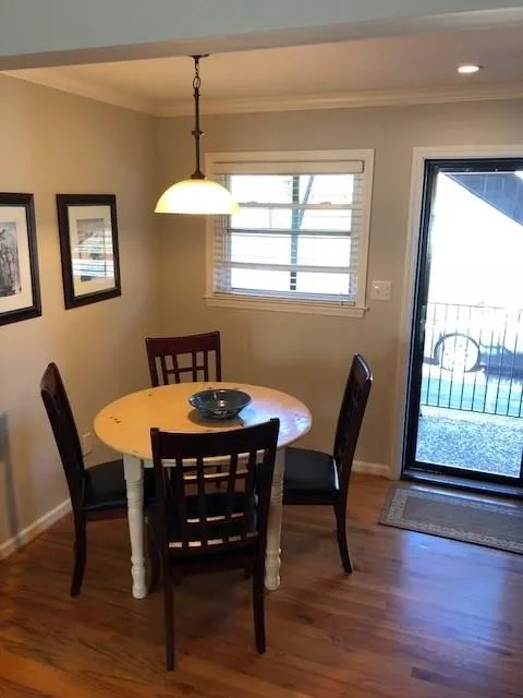 4282 Roswell Road Ne Unit O1, Atlanta, Georgia 30342, 2 Bedrooms Bedrooms, ,2 BathroomsBathrooms,Residential,Sold,4282 Roswell Road Ne Unit O1,6086347