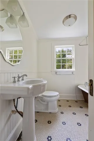 1170