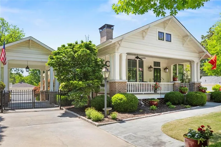 1982 Rugby Avenue, Atlanta, Georgia 30337