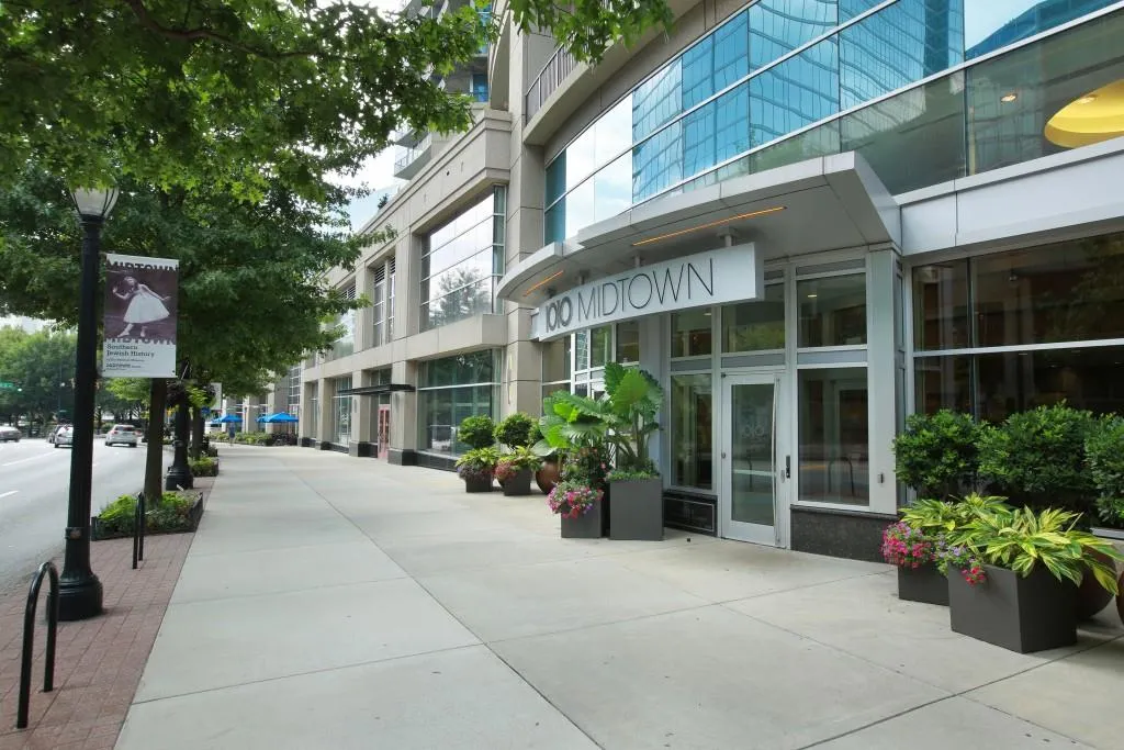 1080 Peachtree Street Ne Unit 2701, Atlanta, Georgia 30309, 1 Bedroom Bedrooms, ,1 BathroomBathrooms,Residential,Sold,1080 Peachtree Street Ne Unit 2701,5741977