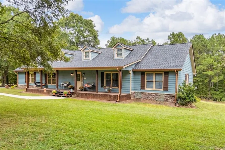 532 Bill Watkins Road, Hoschton, Georgia 30548