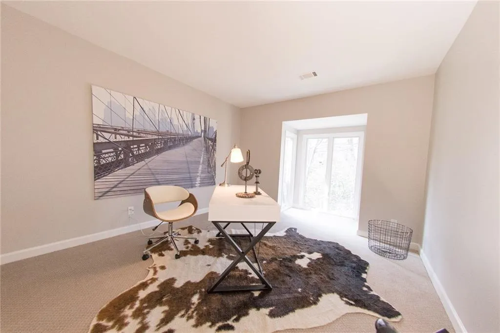 2 Willow Glen Unit 2, Sandy Springs, Georgia 30342, 3 Bedrooms Bedrooms, ,3 BathroomsBathrooms,Residential,Sold,2 Willow Glen Unit 2,5815760