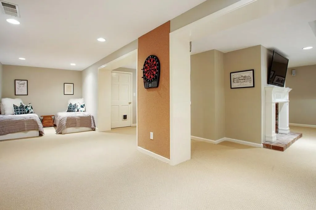 5240 Kenbrook Way, Atlanta, Georgia 30327, 4 Bedrooms Bedrooms, ,3 BathroomsBathrooms,Residential,Sold,5240 Kenbrook Way,5720365