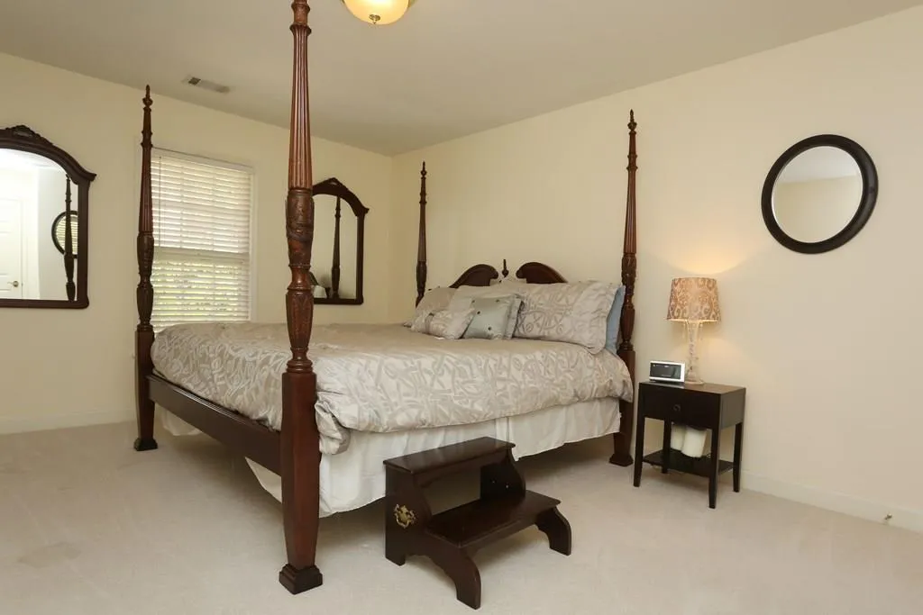 200 Sheridan Point Lane, Sandy Springs, Georgia 30342, 6 Bedrooms Bedrooms, ,4 BathroomsBathrooms,Residential,Sold,200 Sheridan Point Lane,5593707