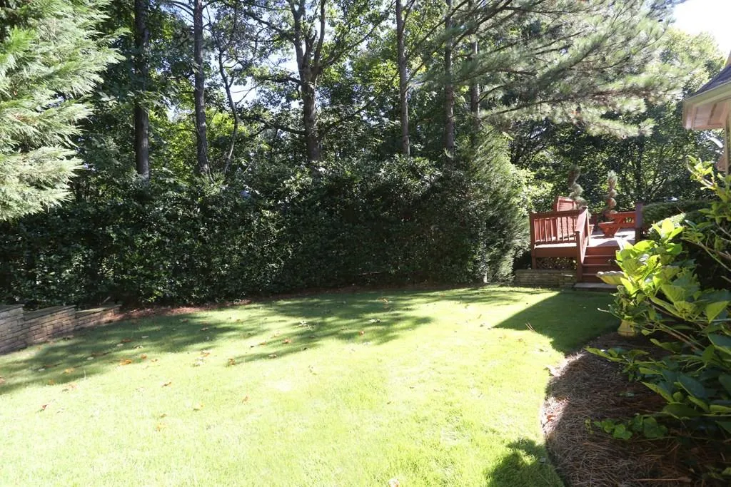 200 Sheridan Point Lane, Sandy Springs, Georgia 30342, 6 Bedrooms Bedrooms, ,4 BathroomsBathrooms,Residential,Sold,200 Sheridan Point Lane,5593707