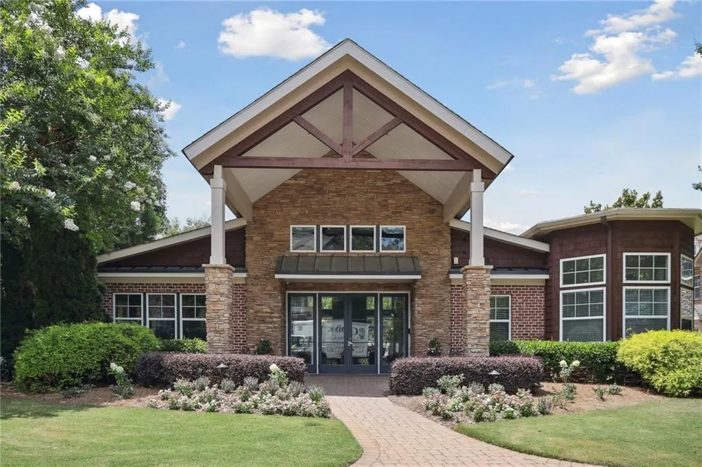 Clubhouse with gym, pool, kitchen, meeting rooms
