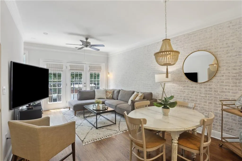 3745 Ashford Creek Avenue Ne, Atlanta, Georgia 30319, 1 Bedroom Bedrooms, ,1 BathroomBathrooms,Residential,For Sale,3745 Ashford Creek Avenue Ne,7613464