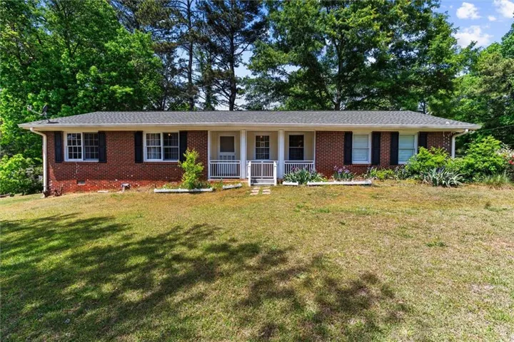 999 Chestnut Oak Court, Lawrenceville, Georgia 30046
