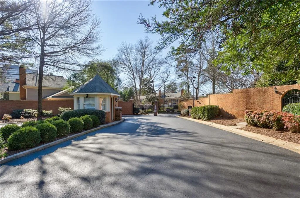 66 Mount Vernon Circle, Atlanta, Georgia 30338, 3 Bedrooms Bedrooms, ,2 BathroomsBathrooms,Residential,Sold,66 Mount Vernon Circle,6849756