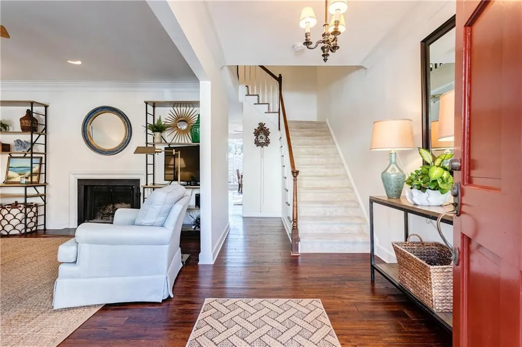 66 Mount Vernon Circle, Atlanta, Georgia 30338, 3 Bedrooms Bedrooms, ,2 BathroomsBathrooms,Residential,Sold,66 Mount Vernon Circle,6849756