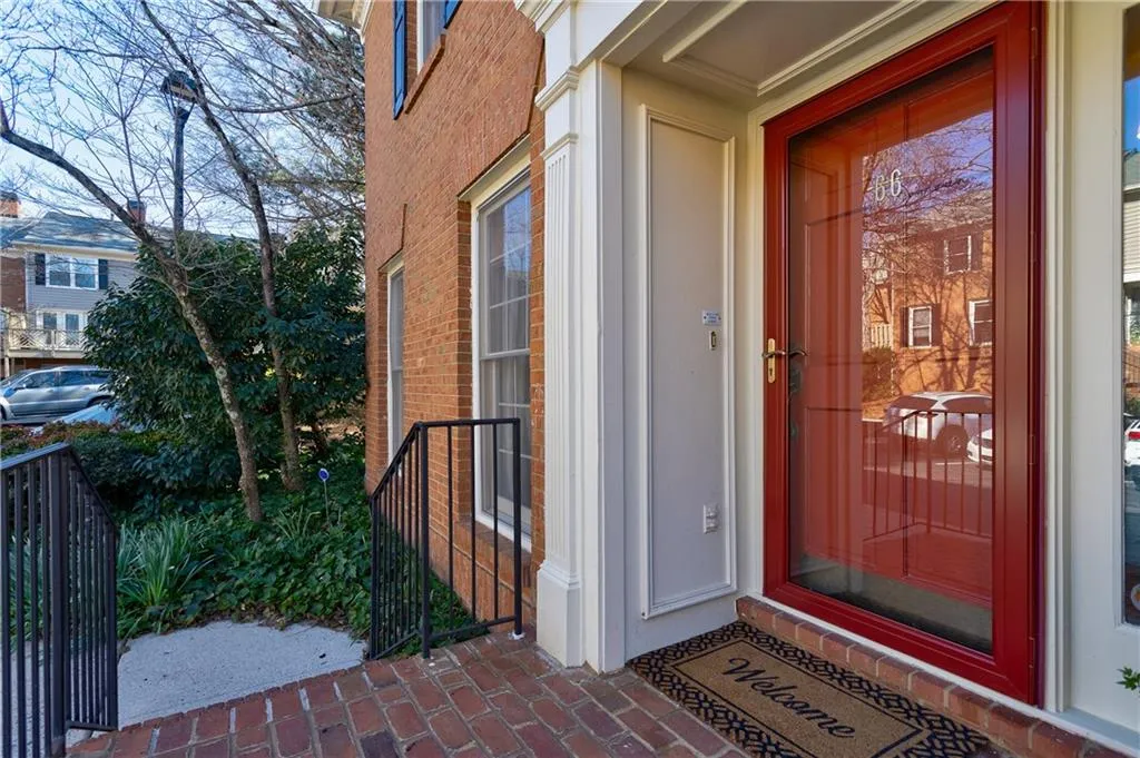66 Mount Vernon Circle, Atlanta, Georgia 30338, 3 Bedrooms Bedrooms, ,2 BathroomsBathrooms,Residential,Sold,66 Mount Vernon Circle,6849756