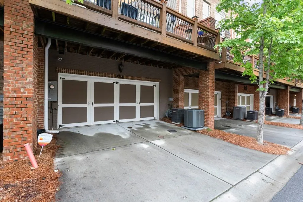 222 Alderwood Point, Atlanta, Georgia 30328, 4 Bedrooms Bedrooms, ,4 BathroomsBathrooms,Residential,Sold,222 Alderwood Point,6545371