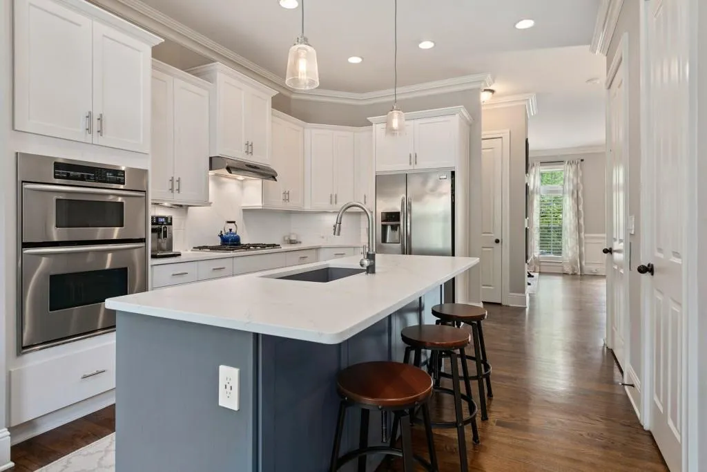 222 Alderwood Point, Atlanta, Georgia 30328, 4 Bedrooms Bedrooms, ,4 BathroomsBathrooms,Residential,Sold,222 Alderwood Point,6545371