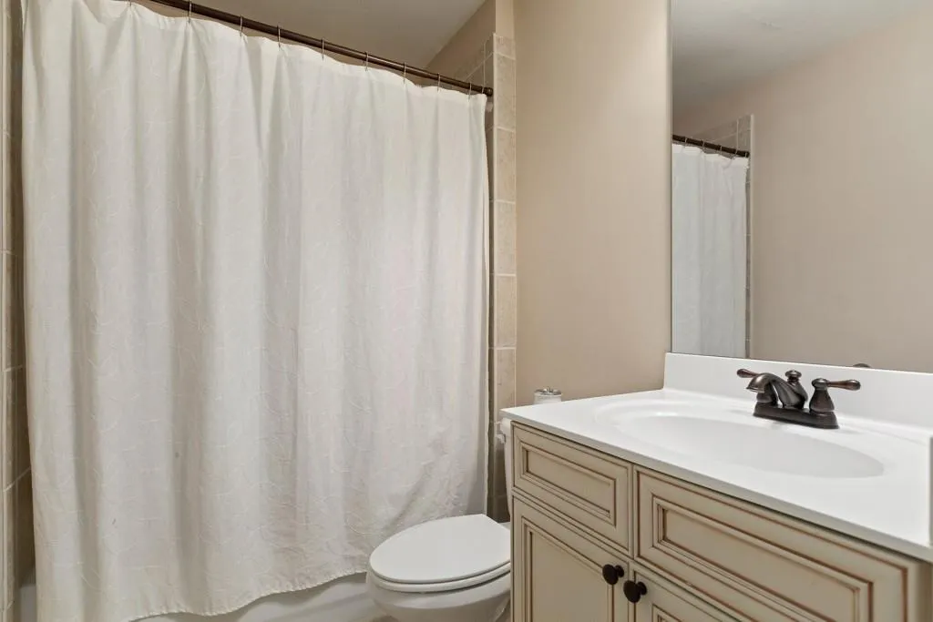 222 Alderwood Point, Atlanta, Georgia 30328, 4 Bedrooms Bedrooms, ,4 BathroomsBathrooms,Residential,Sold,222 Alderwood Point,6545371