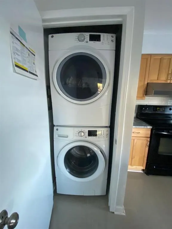 6520 Roswell Road Ne Unit 93, Sandy Springs, Georgia 30328, 3 Bedrooms Bedrooms, ,2 BathroomsBathrooms,Residential,Sold,6520 Roswell Road Ne Unit 93,6973084