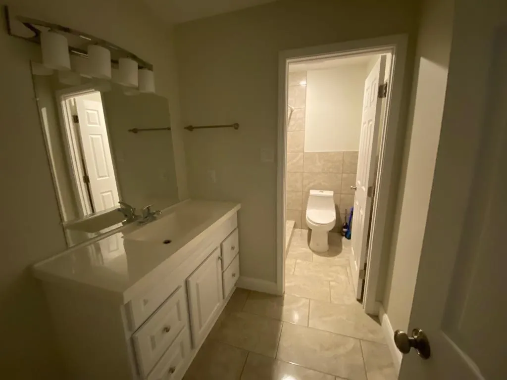 6520 Roswell Road Ne Unit 93, Sandy Springs, Georgia 30328, 3 Bedrooms Bedrooms, ,2 BathroomsBathrooms,Residential,Sold,6520 Roswell Road Ne Unit 93,6973084