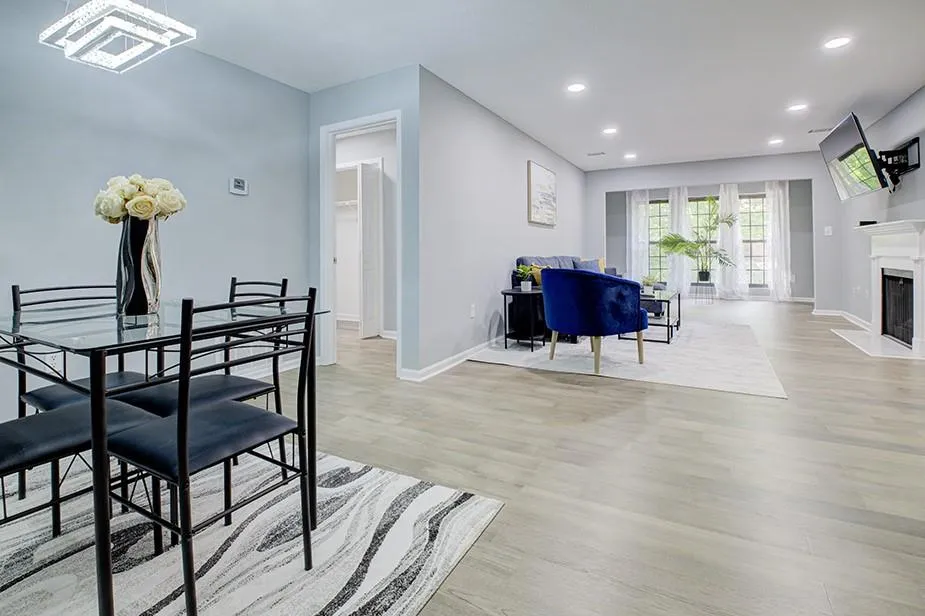 24317 Plantation Drive Ne Unit 317, Atlanta, Georgia 30324, 2 Bedrooms Bedrooms, ,2 BathroomsBathrooms,Residential,For Sale,24317 Plantation Drive Ne Unit 317,7618079