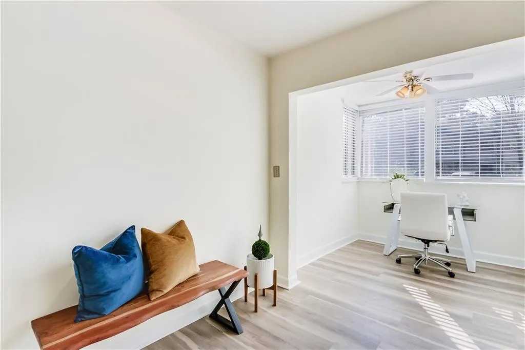 9002 Wingate Way, Sandy Springs, Georgia 30350, 1 Bedroom Bedrooms, ,1 BathroomBathrooms,Residential,Sold,9002 Wingate Way,6974729