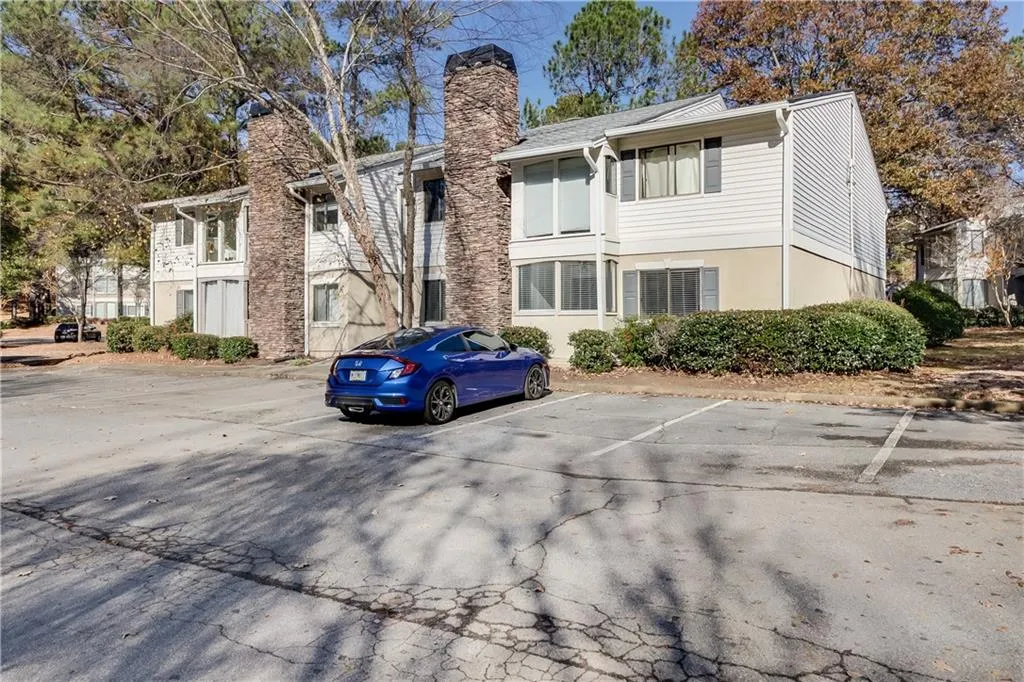 9002 Wingate Way, Sandy Springs, Georgia 30350, 1 Bedroom Bedrooms, ,1 BathroomBathrooms,Residential,Sold,9002 Wingate Way,6974729