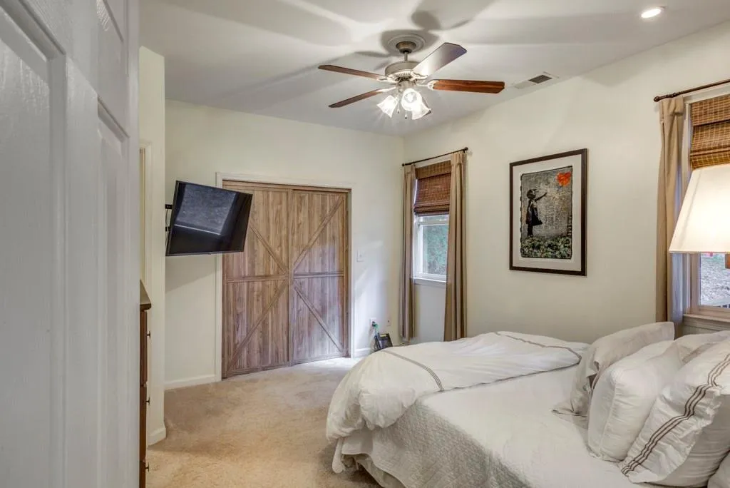 141 Spruell Springs Road, Atlanta, Georgia 30342, 3 Bedrooms Bedrooms, ,2 BathroomsBathrooms,Residential,Sold,141 Spruell Springs Road,6958126