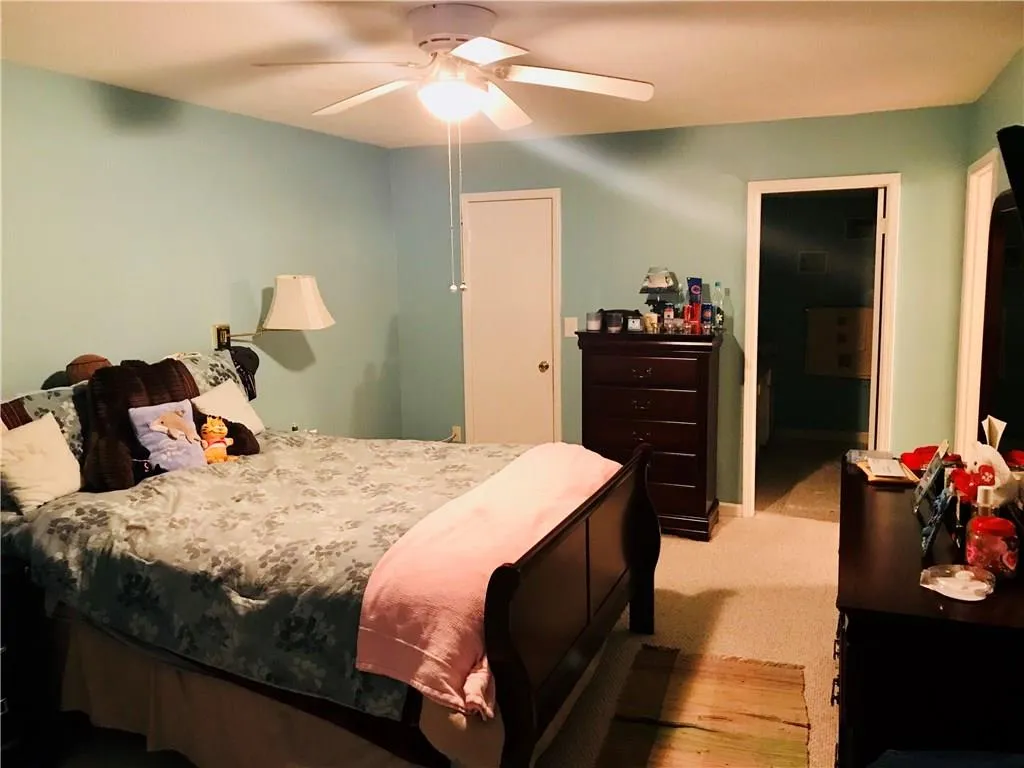 6851 Roswell Road Unit F13, Atlanta, Georgia 30328, 3 Bedrooms Bedrooms, ,2 BathroomsBathrooms,Residential,Sold,6851 Roswell Road Unit F13,5963109