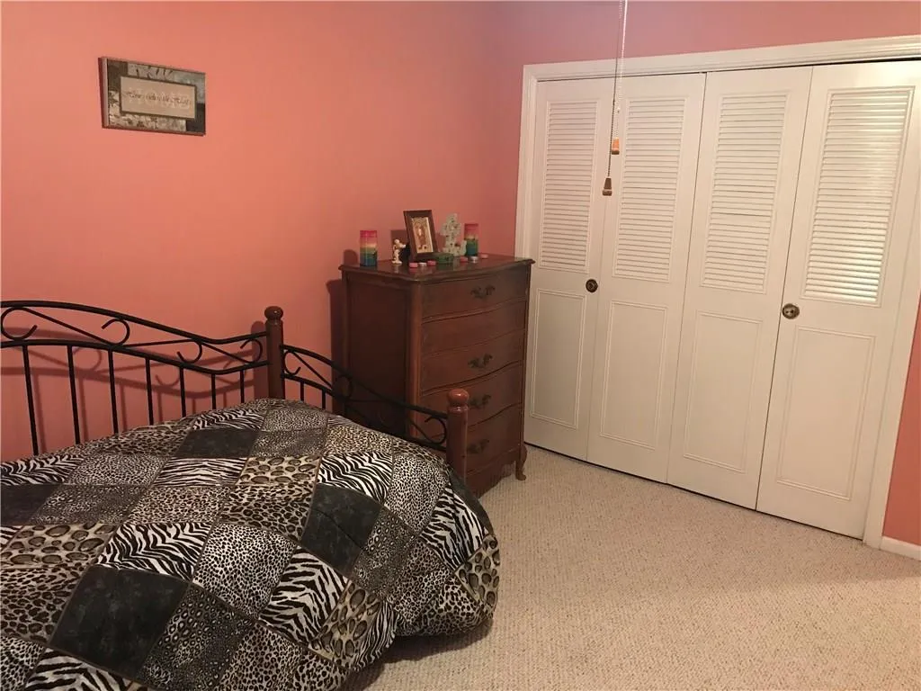 6851 Roswell Road Unit F13, Atlanta, Georgia 30328, 3 Bedrooms Bedrooms, ,2 BathroomsBathrooms,Residential,Sold,6851 Roswell Road Unit F13,5963109