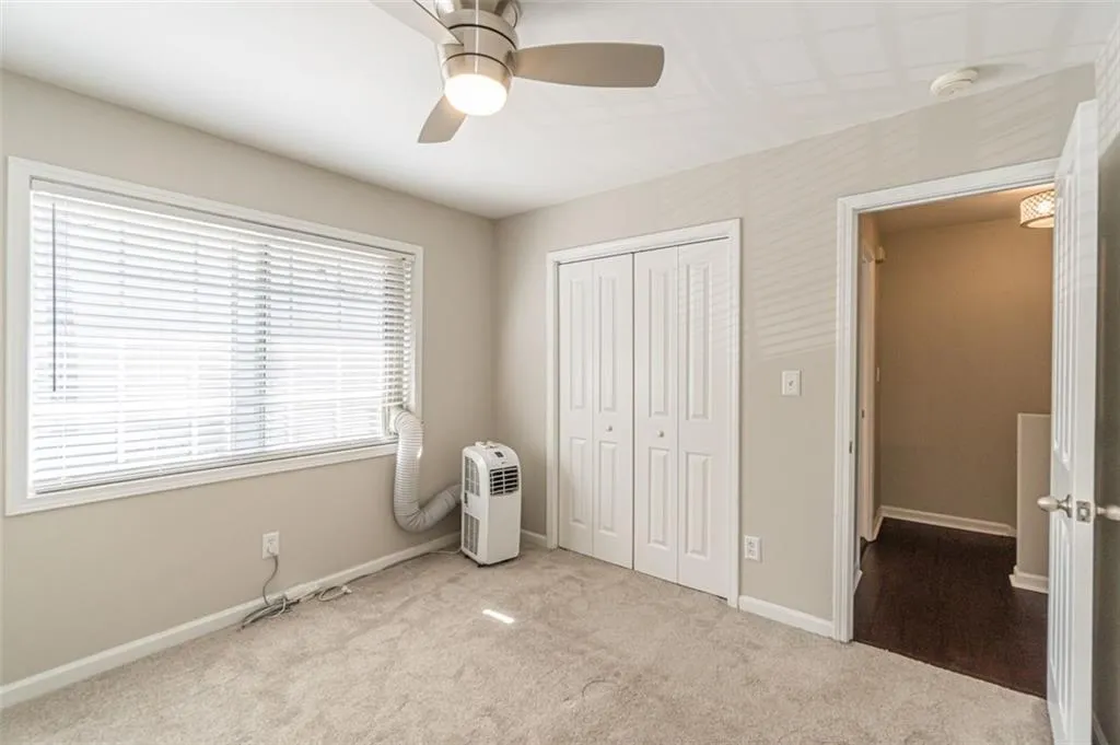 6940 Roswell Road Unit 6a, Sandy Springs, Georgia 30328, 2 Bedrooms Bedrooms, ,1 BathroomBathrooms,Residential,Sold,6940 Roswell Road Unit 6a,7067115