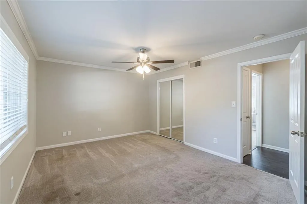 6940 Roswell Road Unit 6a, Sandy Springs, Georgia 30328, 2 Bedrooms Bedrooms, ,1 BathroomBathrooms,Residential,Sold,6940 Roswell Road Unit 6a,7067115