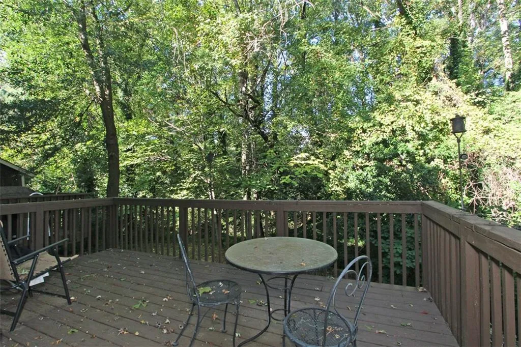 522 Sutters Point, Sandy Springs, Georgia 30328, 2 Bedrooms Bedrooms, ,2 BathroomsBathrooms,Residential,Sold,522 Sutters Point,5756945