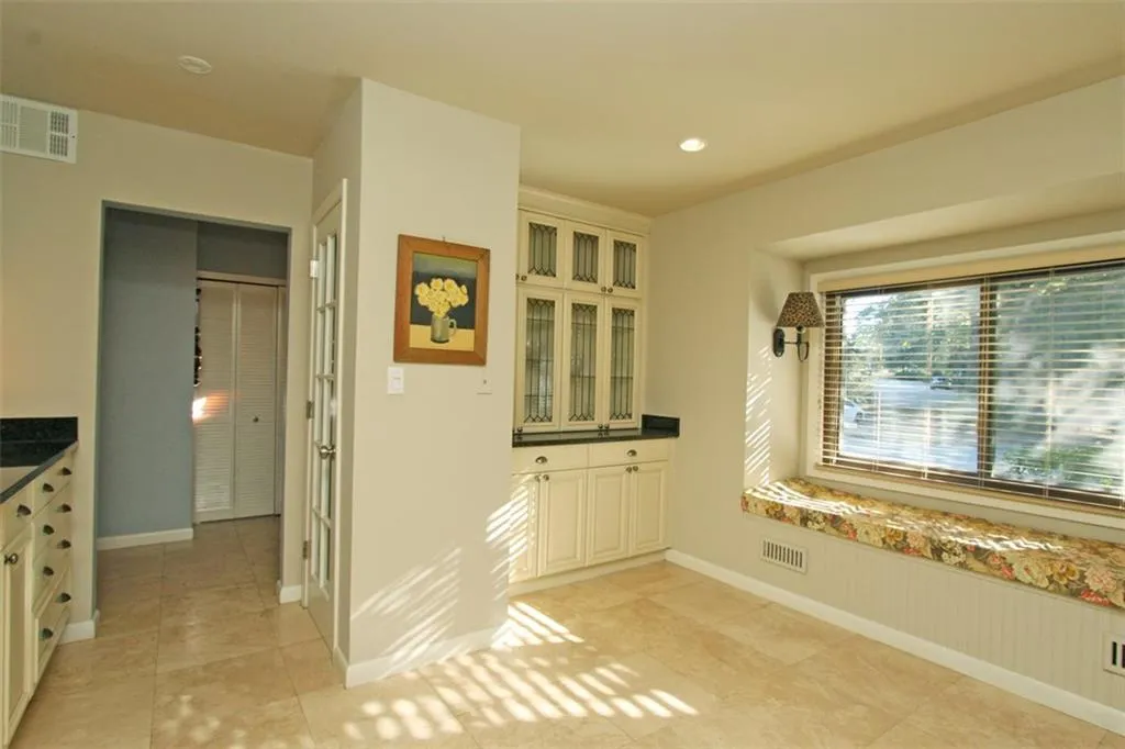522 Sutters Point, Sandy Springs, Georgia 30328, 2 Bedrooms Bedrooms, ,2 BathroomsBathrooms,Residential,Sold,522 Sutters Point,5756945