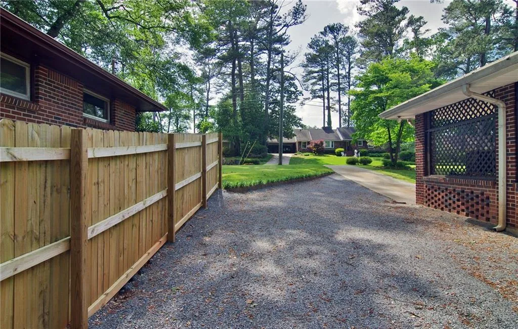 4535 Jolyn Place, Sandy Springs, Georgia 30342, 3 Bedrooms Bedrooms, ,2 BathroomsBathrooms,Residential,Sold,4535 Jolyn Place,5683592