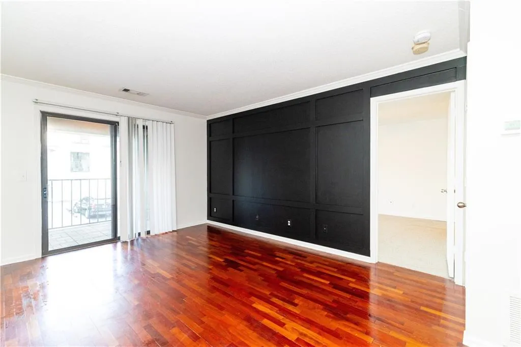 2657 Lenox Road Ne Unit 68 Bld, Atlanta, Georgia 30324, 1 Bedroom Bedrooms, ,1 BathroomBathrooms,Residential,For Sale,2657 Lenox Road Ne Unit 68 Bld,7567025