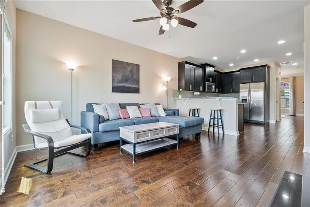 7510 Stoneridge Drive, Atlanta, Georgia 30328, 3 Bedrooms Bedrooms, ,3 BathroomsBathrooms,Residential,Sold,7510 Stoneridge Drive,6931264