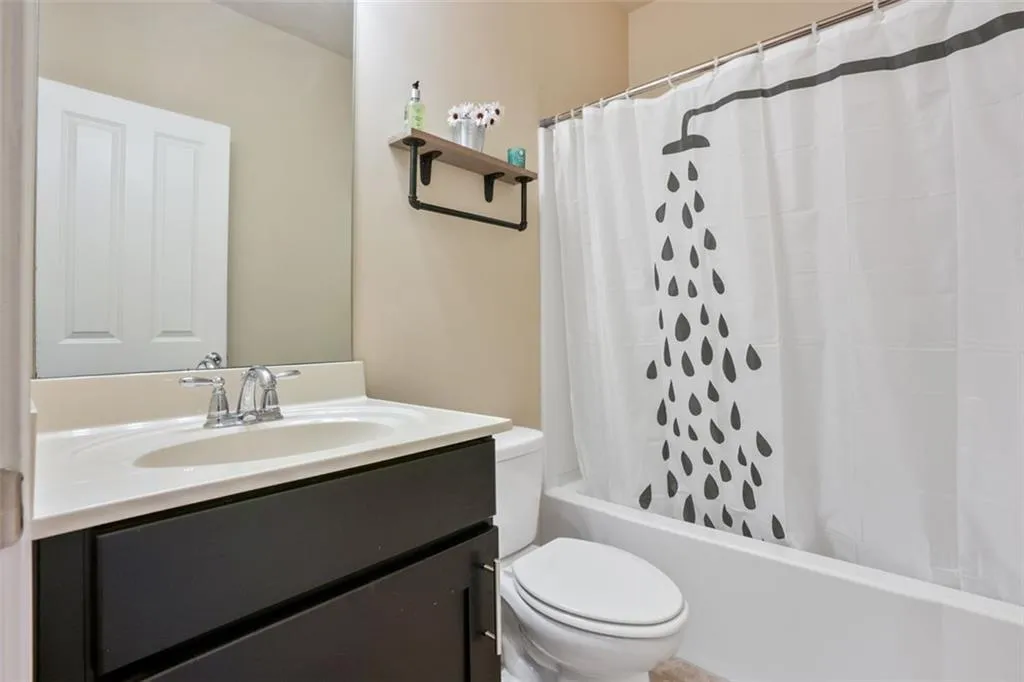 7510 Stoneridge Drive, Atlanta, Georgia 30328, 3 Bedrooms Bedrooms, ,3 BathroomsBathrooms,Residential,Sold,7510 Stoneridge Drive,6931264