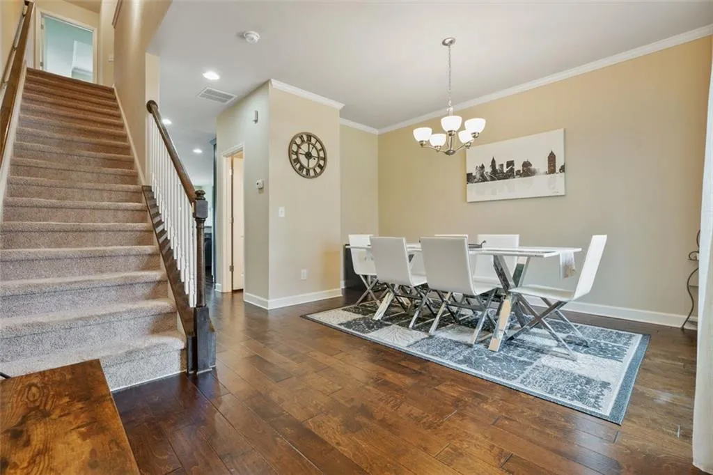 7510 Stoneridge Drive, Atlanta, Georgia 30328, 3 Bedrooms Bedrooms, ,3 BathroomsBathrooms,Residential,Sold,7510 Stoneridge Drive,6931264