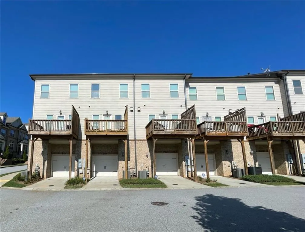 7510 Stoneridge Drive, Atlanta, Georgia 30328, 3 Bedrooms Bedrooms, ,3 BathroomsBathrooms,Residential,Sold,7510 Stoneridge Drive,6931264