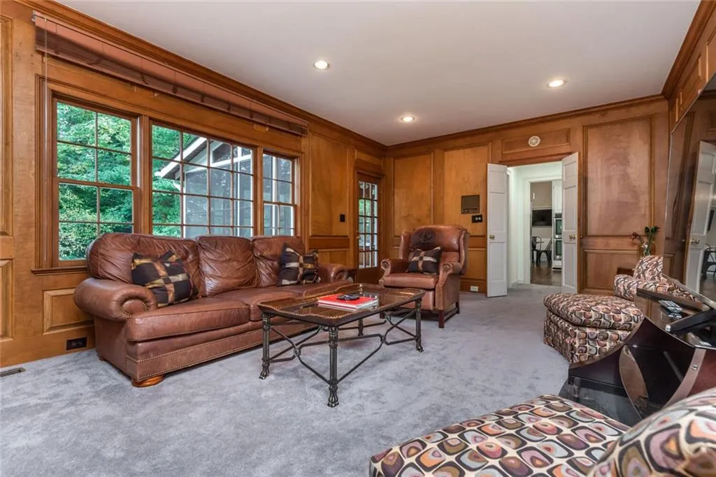 7420 Princeton Trace, Sandy Springs, Georgia 30328, 4 Bedrooms Bedrooms, ,3 BathroomsBathrooms,Residential,Sold,7420 Princeton Trace,6800997