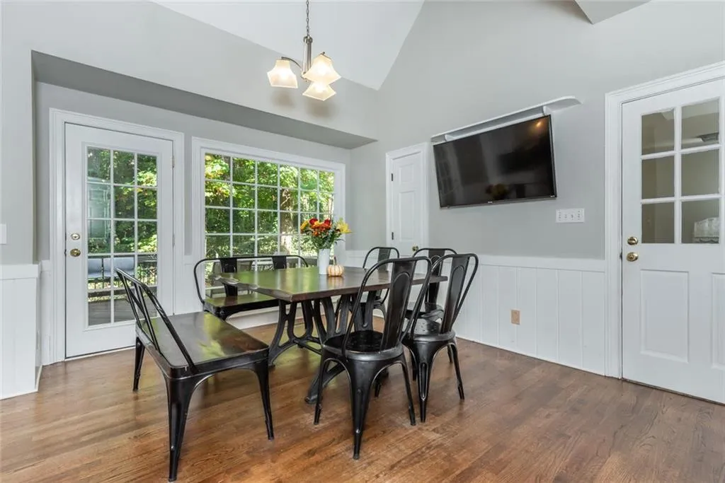 7420 Princeton Trace, Sandy Springs, Georgia 30328, 4 Bedrooms Bedrooms, ,3 BathroomsBathrooms,Residential,Sold,7420 Princeton Trace,6800997