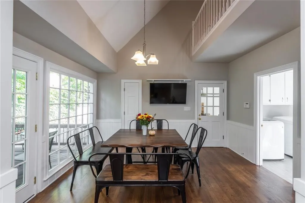 7420 Princeton Trace, Sandy Springs, Georgia 30328, 4 Bedrooms Bedrooms, ,3 BathroomsBathrooms,Residential,Sold,7420 Princeton Trace,6800997