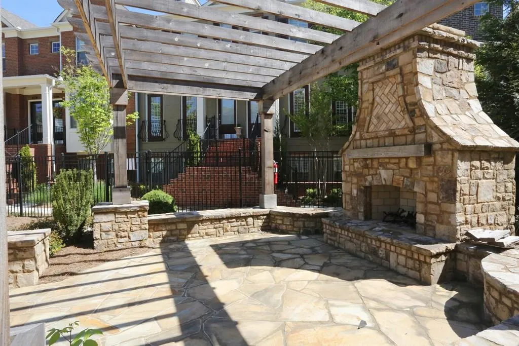 349 Alderwood Lane Unit 50, Sandy Springs, Georgia 30328, 3 Bedrooms Bedrooms, ,3 BathroomsBathrooms,Residential,Sold,349 Alderwood Lane Unit 50,5831919