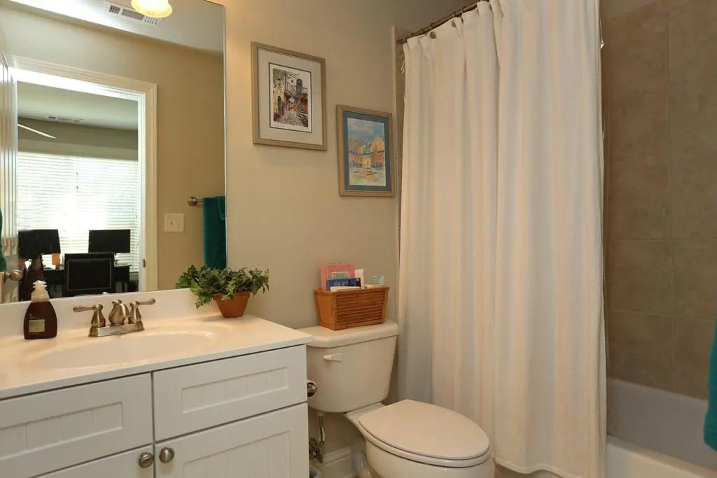 349 Alderwood Lane Unit 50, Sandy Springs, Georgia 30328, 3 Bedrooms Bedrooms, ,3 BathroomsBathrooms,Residential,Sold,349 Alderwood Lane Unit 50,5831919