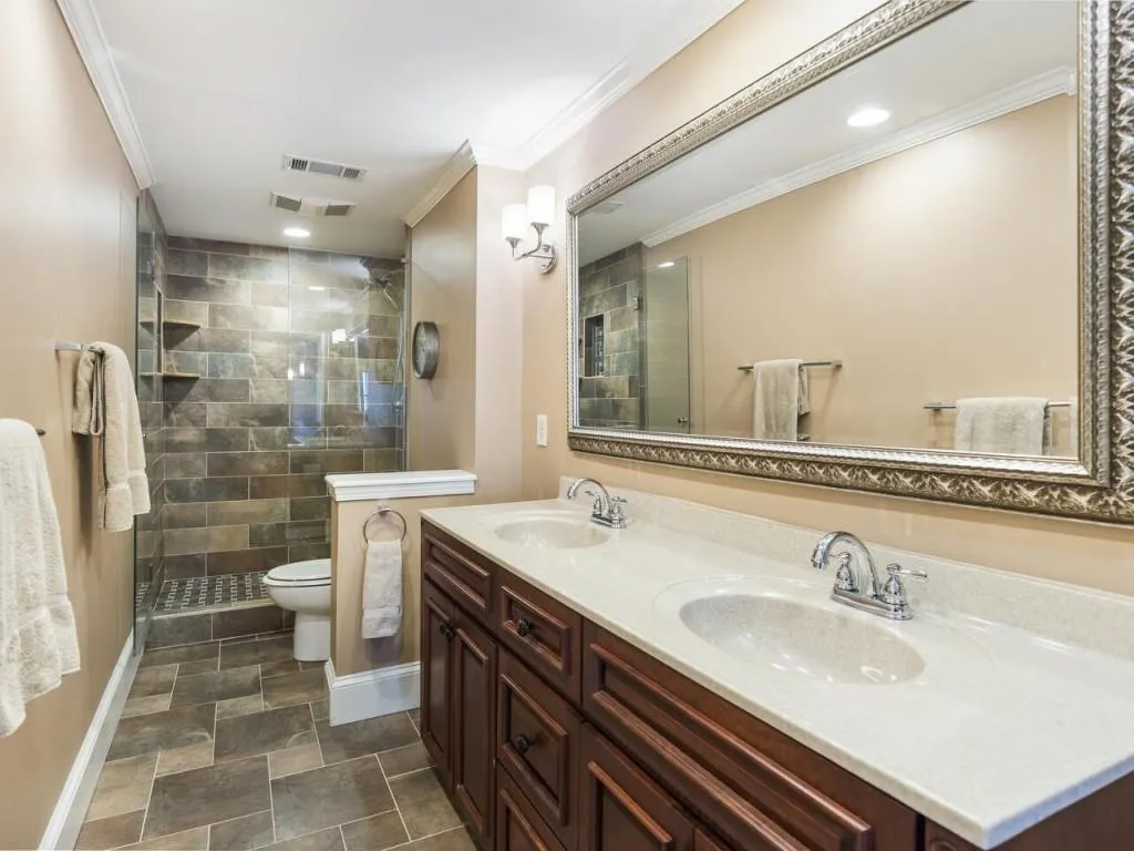 145 Classic Cove, Sandy Springs, Georgia 30350, 5 Bedrooms Bedrooms, ,4 BathroomsBathrooms,Residential,Sold,145 Classic Cove,6850535