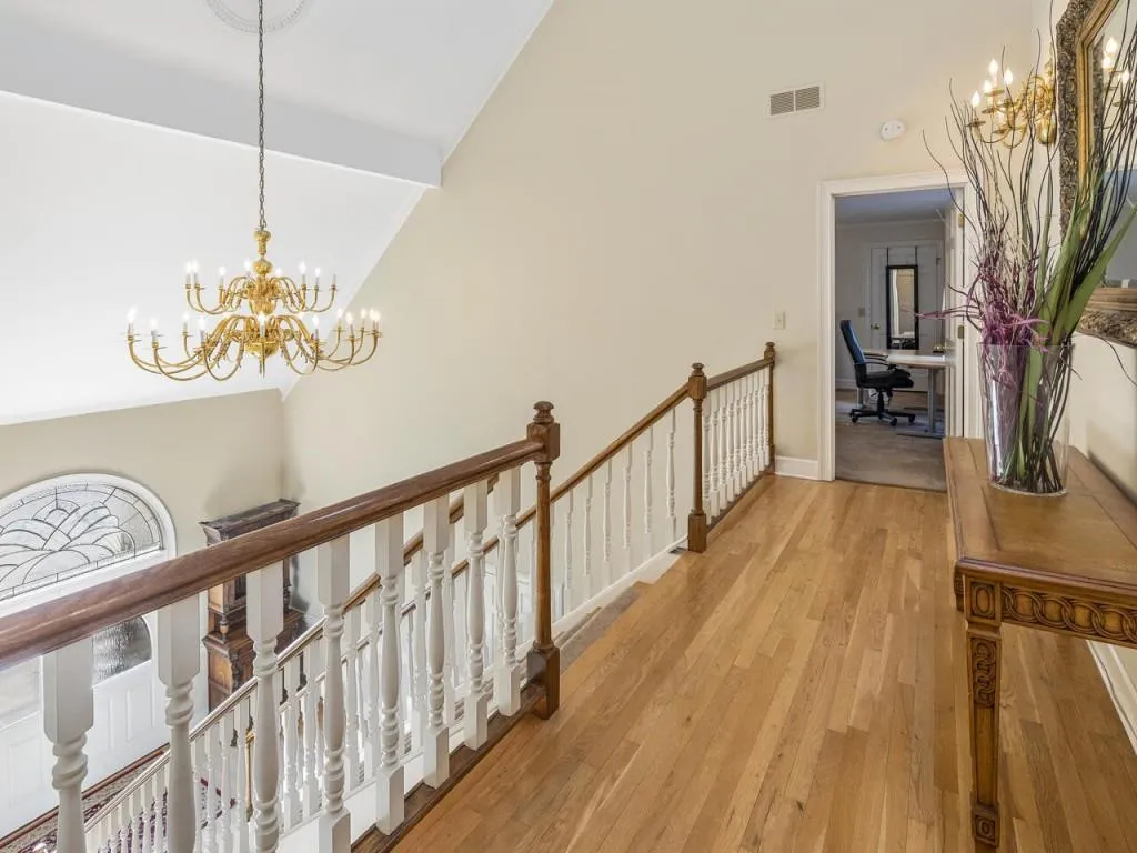 145 Classic Cove, Sandy Springs, Georgia 30350, 5 Bedrooms Bedrooms, ,4 BathroomsBathrooms,Residential,Sold,145 Classic Cove,6850535